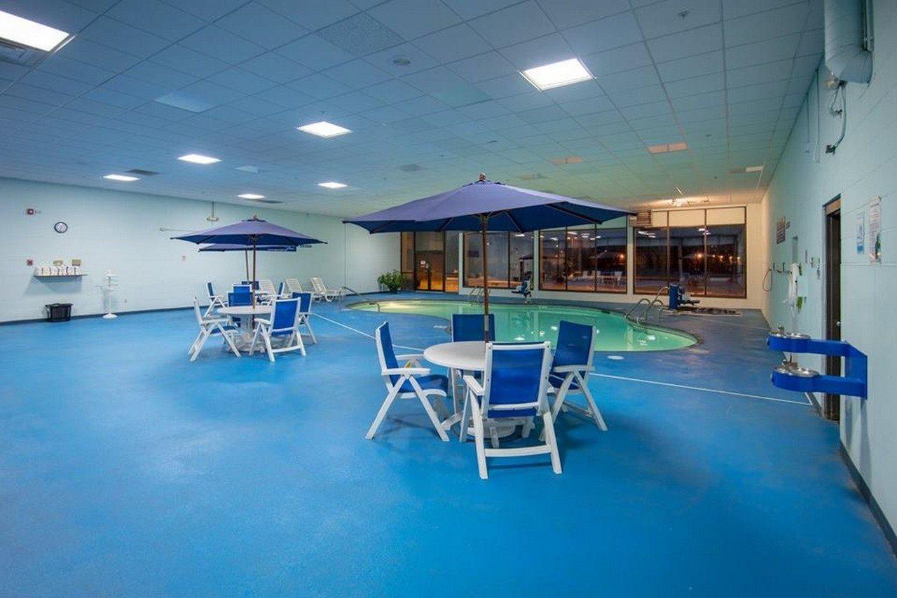 Ramada By Wyndham Cedar Rapids Hotel Eksteriør billede