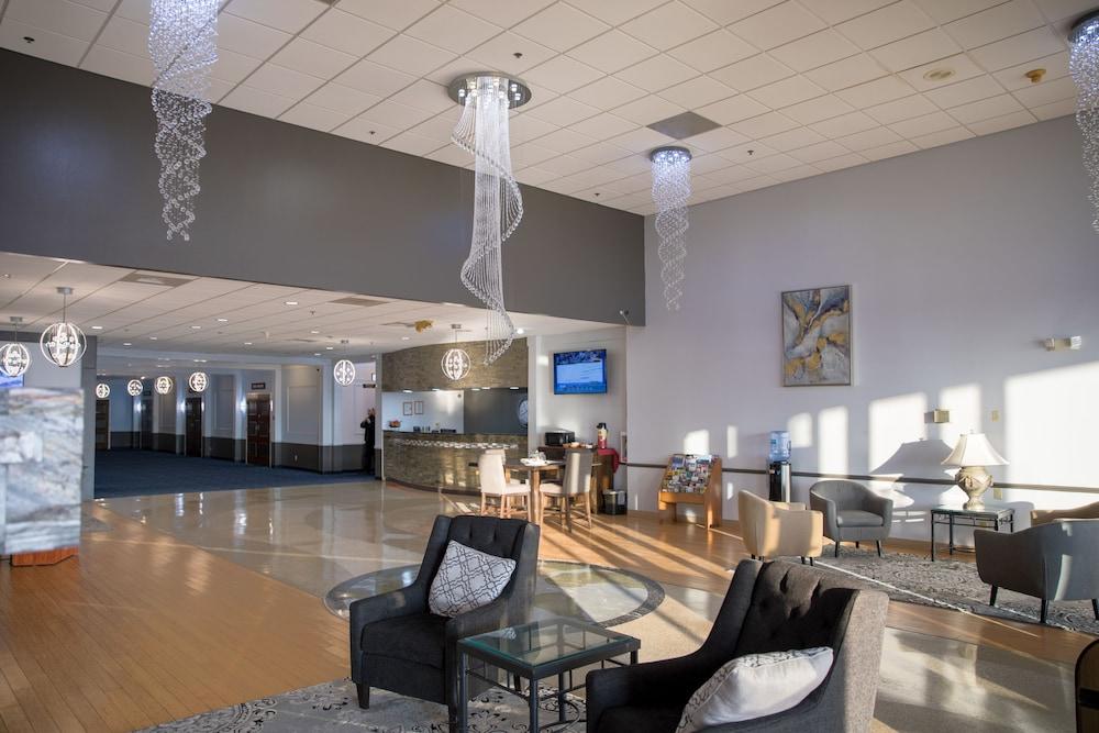 Ramada By Wyndham Cedar Rapids Hotel Eksteriør billede